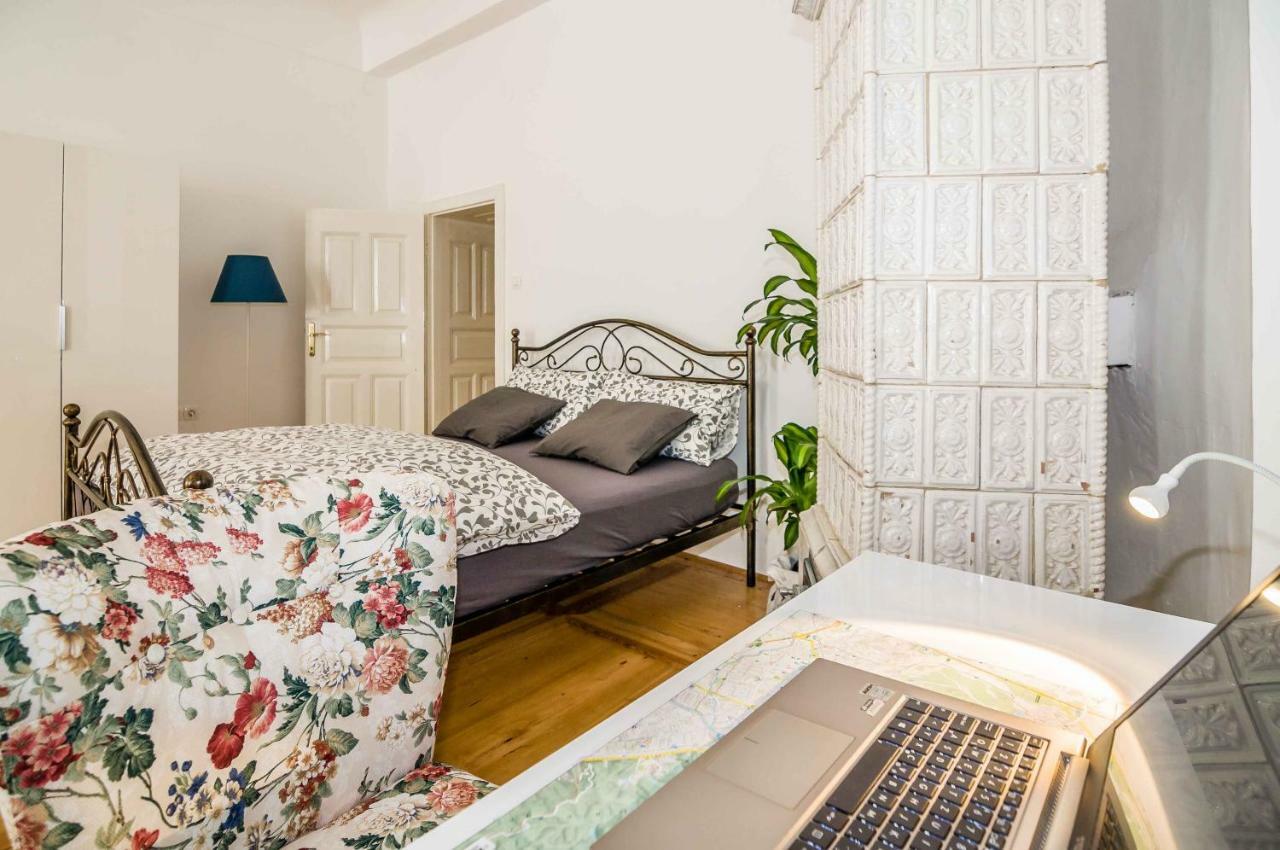 Elegant Apartment